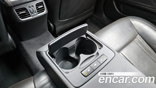 Genesis G80 2018 — photo 19