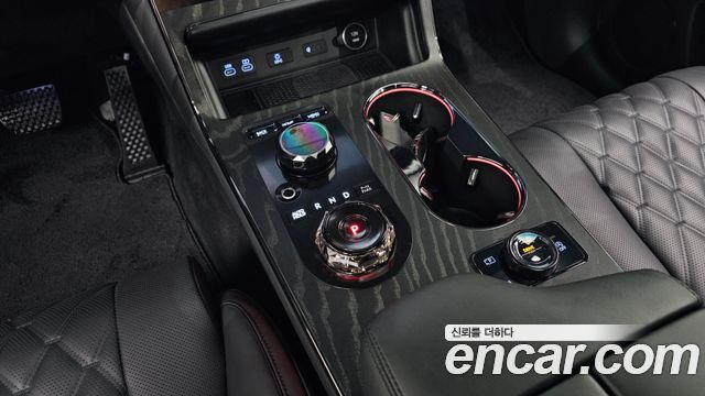 Genesis GV80 2025 — photo 9