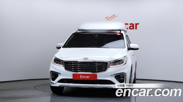 Kia Canival 2019 — photo 3