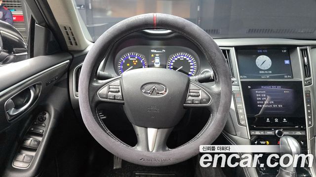 Infiniti Q50 2015 — photo 14