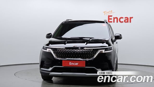 Kia Canival 2021 — photo 3