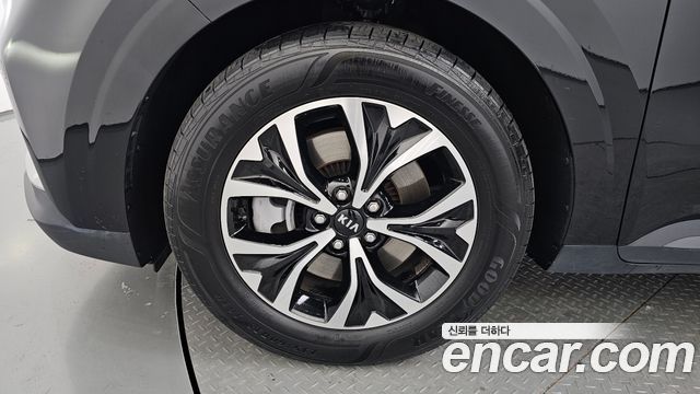 Kia Canival 2021 — photo 5