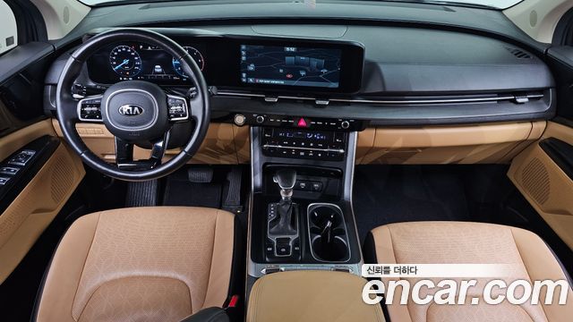 Kia Canival 2021 — photo 7