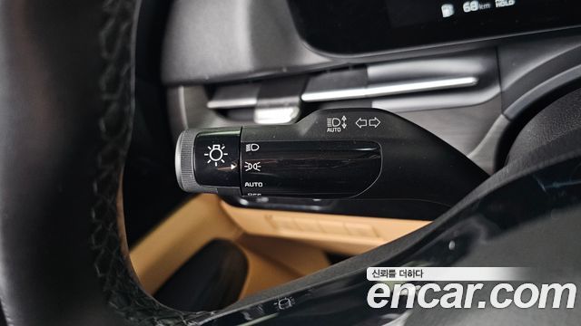 Kia Canival 2021 — photo 18