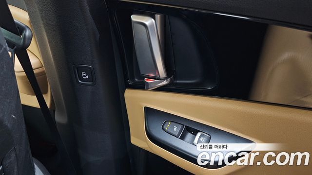 Kia Canival 2021 — photo 19