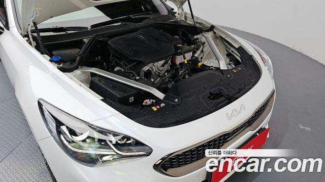 Kia Stinger 2023 — photo 6