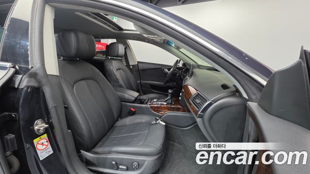 Audi A7 2014 — photo 10