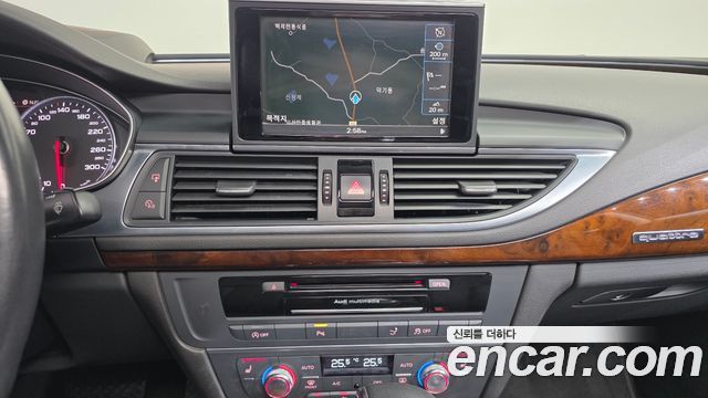 Audi A7 2014 — photo 15