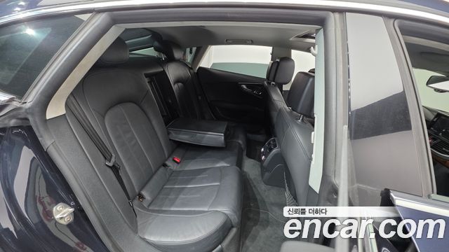Audi A7 2014 — photo 19