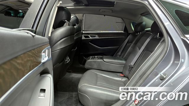 Hyundai Genesis 2015 — photo 12