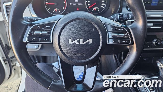 Kia Seltos 2022 — photo 12