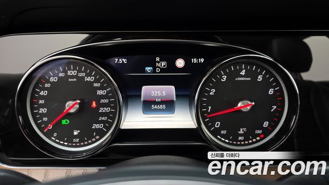 Mercedes-Benz E-Class 2018 — photo 8