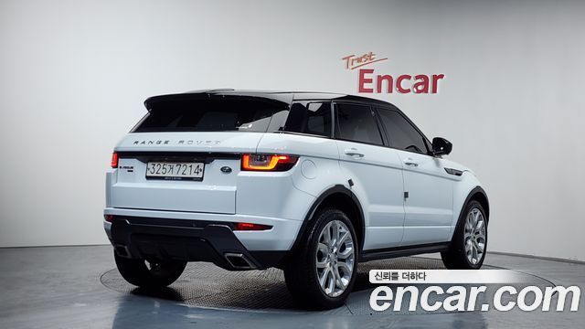 Land Rover Range Rover Evoque 2019 — photo 2