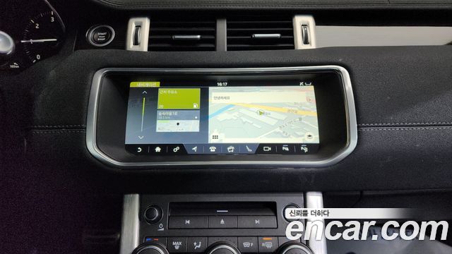 Land Rover Range Rover Evoque 2019 — photo 15
