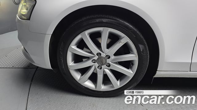 Audi A4 2015 — photo 5