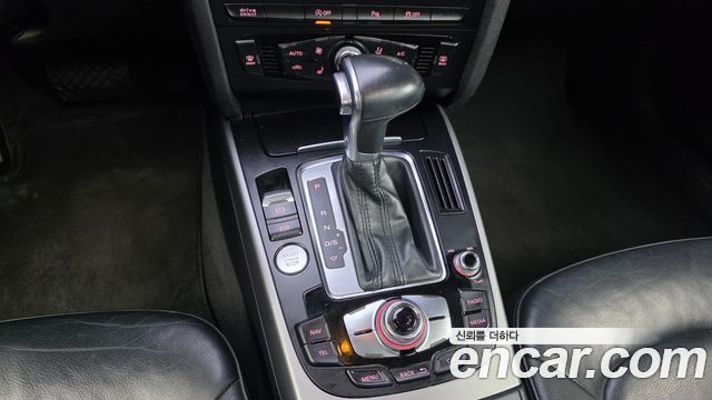 Audi A4 2015 — photo 9