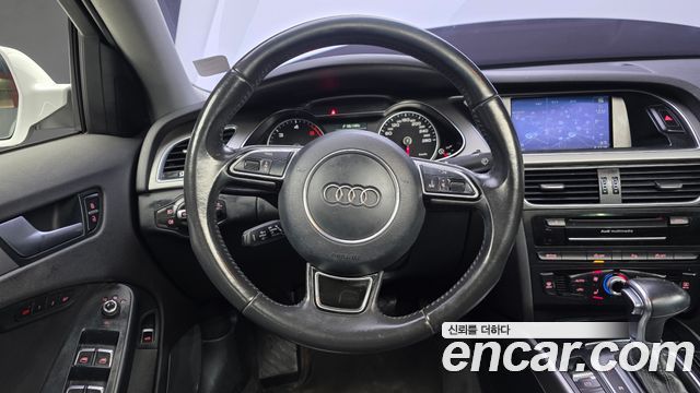 Audi A4 2015 — photo 13