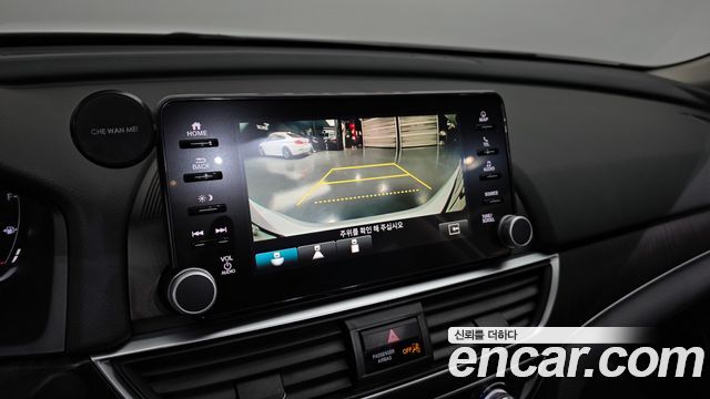 Honda Accord 2019 — photo 15
