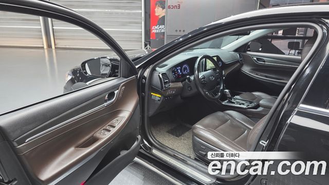 Hyundai Grandeur 2017 — photo 11
