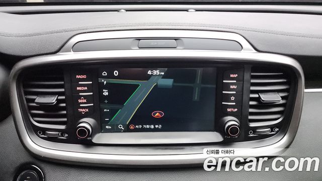 Kia Sorento 2019 — photo 14
