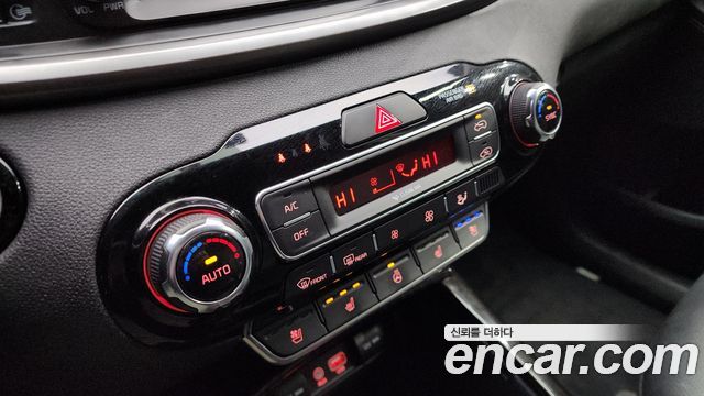 Kia Sorento 2019 — photo 16
