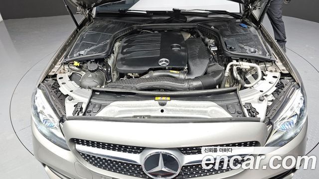 Mercedes-Benz C-Class 2020 — photo 6