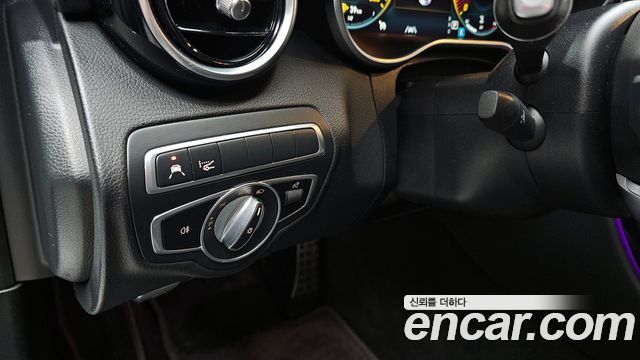 Mercedes-Benz C-Class 2020 — photo 15