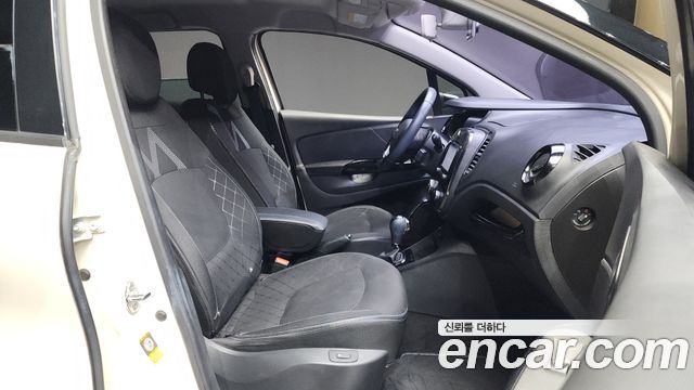 Renault Korea QM3 2015 — photo 11