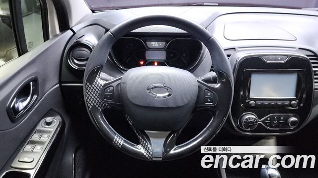 Renault Korea QM3 2015 — photo 13