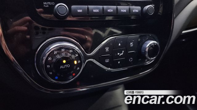 Renault Korea QM3 2015 — photo 18