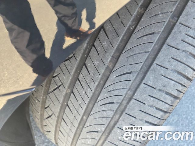 Kia K7 2017 — photo 18