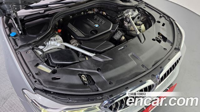BMW Gran Turismo 2019 — photo 6