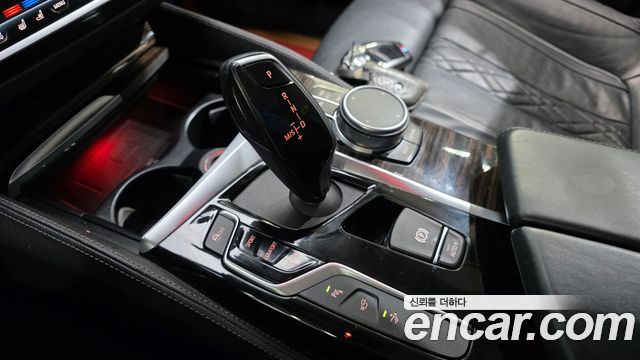 BMW Gran Turismo 2019 — photo 9