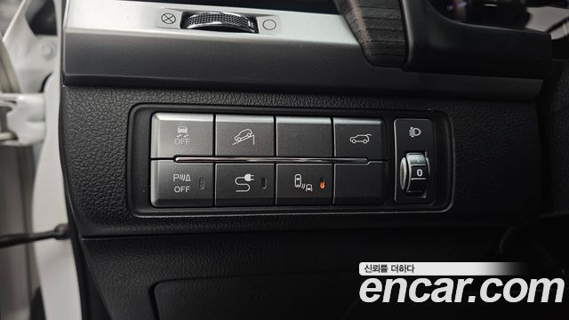 KG Mobility Rexton 2019 — photo 18
