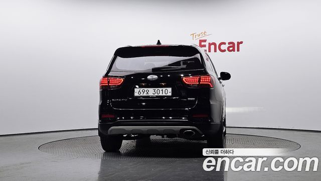 Kia Sorento 2018 — photo 4