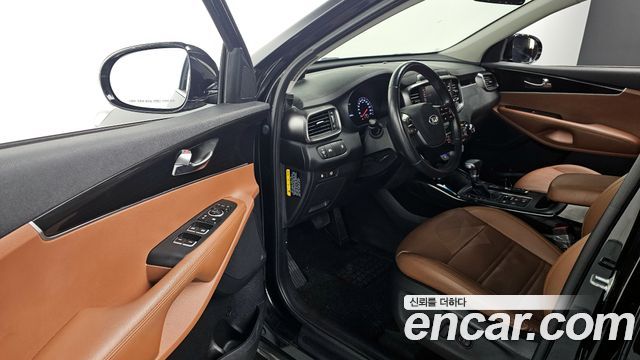 Kia Sorento 2018 — photo 11