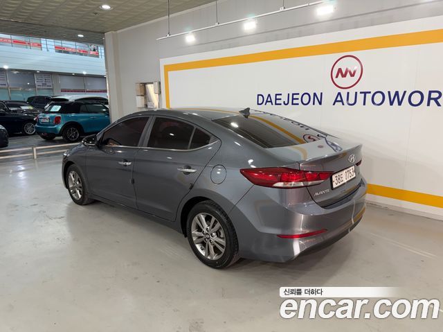 Hyundai AVANTE 2016 — photo 4