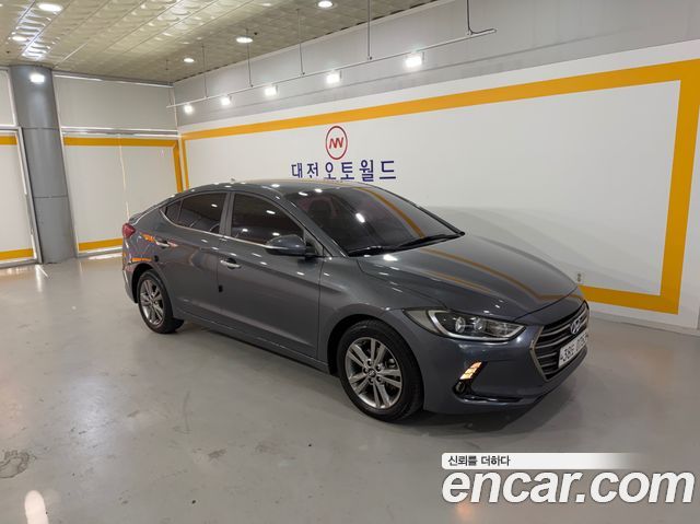 Hyundai AVANTE 2016 — photo 9