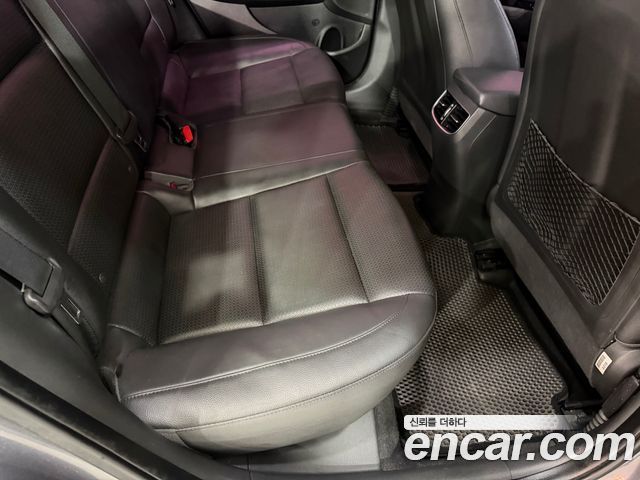 Hyundai AVANTE 2016 — photo 13