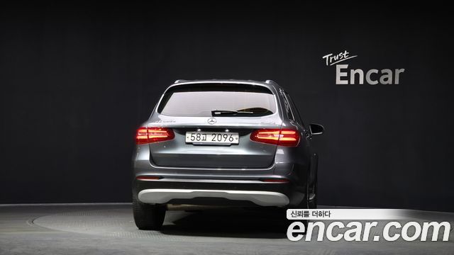 Mercedes-Benz GLC-Class 2019 — photo 4
