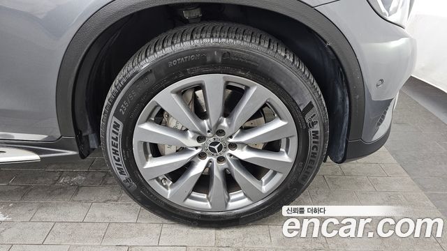 Mercedes-Benz GLC-Class 2019 — photo 5