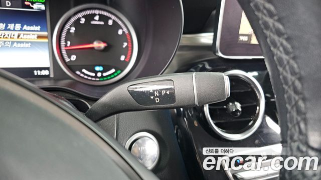 Mercedes-Benz GLC-Class 2019 — photo 9