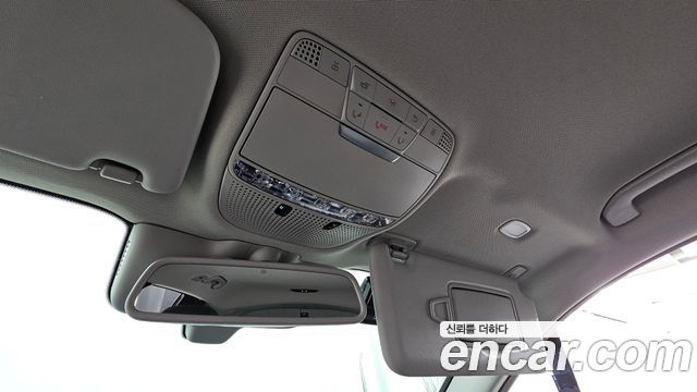 Mercedes-Benz GLC-Class 2019 — photo 17