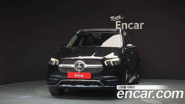 Mercedes-Benz GLE-Class 2020 — photo 3
