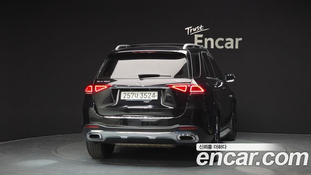 Mercedes-Benz GLE-Class 2020 — photo 4