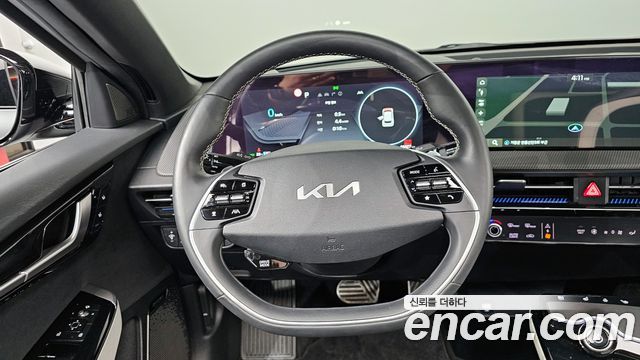 Kia EV6 2022 — photo 13