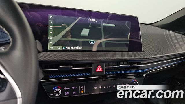 Kia EV6 2022 — photo 15