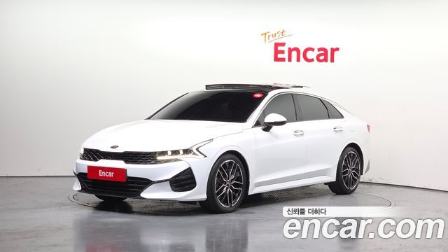 Kia K5 2020 — photo 1