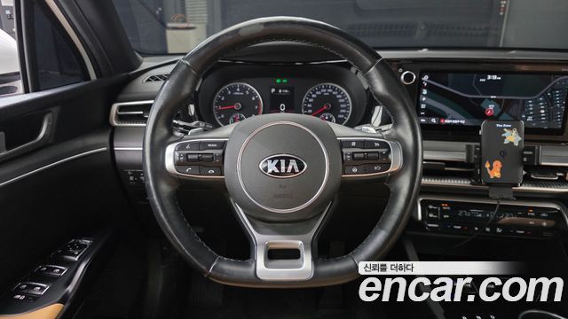 Kia K5 2020 — photo 13