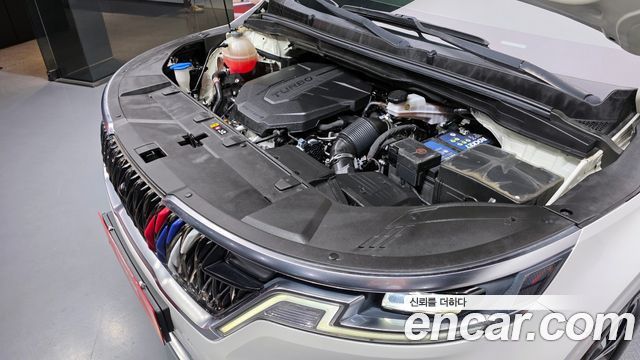 Kia Canival 2021 — photo 6